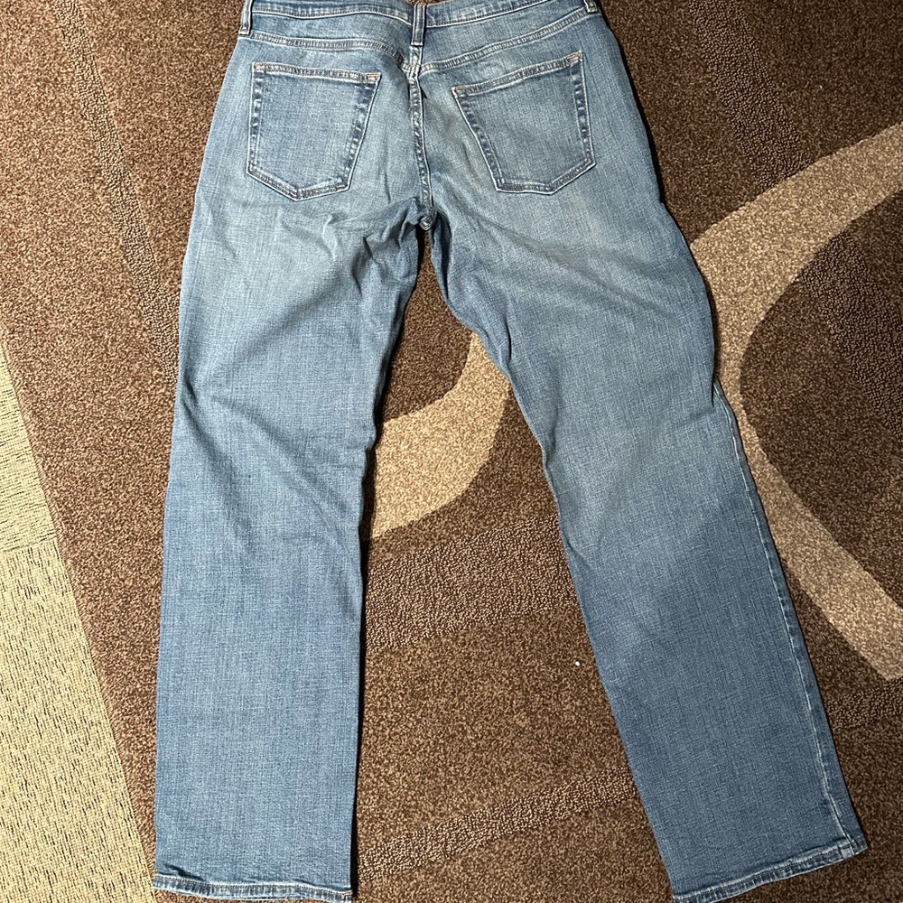 Old Navy loose fit jeans 32 x 34
